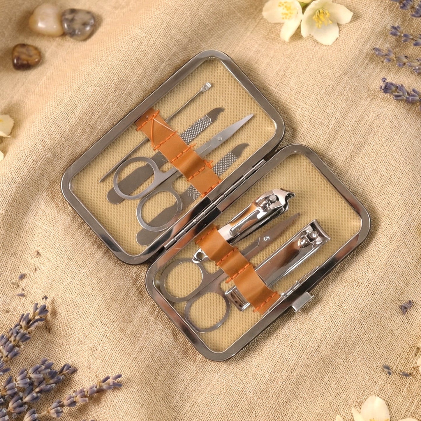 Compact beauty grooming kit
